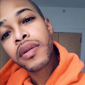 Meet your Posher, Pierre